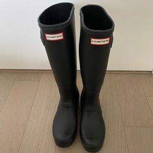 Hunter Original Tall Rain Boot - Size 6 (Women)